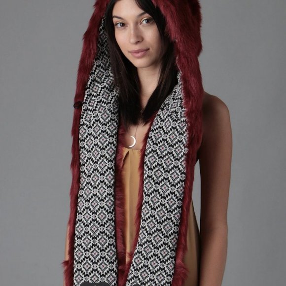 Fire Wolf CE SpiritHood - Picture 5 of 6